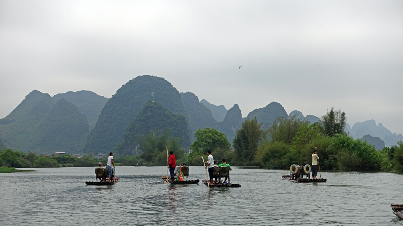 2017-04-10_114616 china-2017.jpg - Yangshuo - Bambusflofahrt Yulong-Fluss